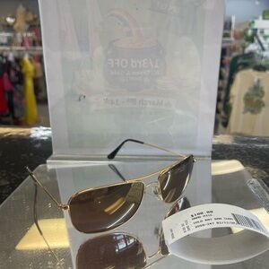 Ray-Ban Gold Frame Brown Gradient Lens Aviator Sunglasses